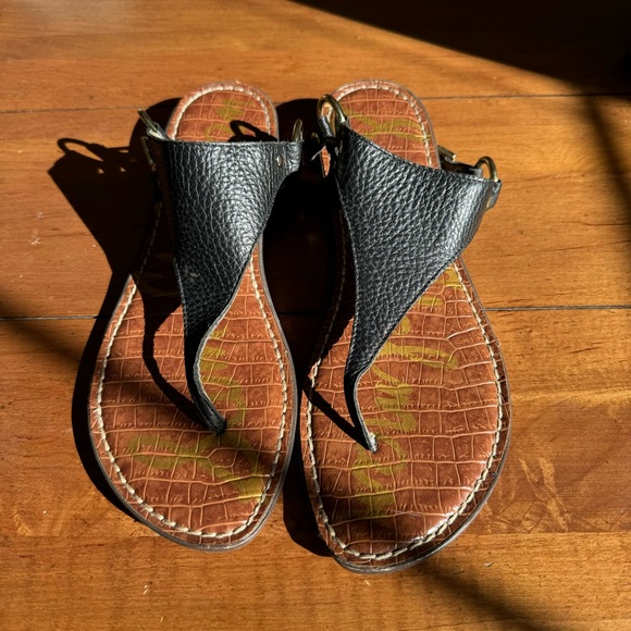 Sam Edelman Greta Thong Sandals - Picture 2 of 6